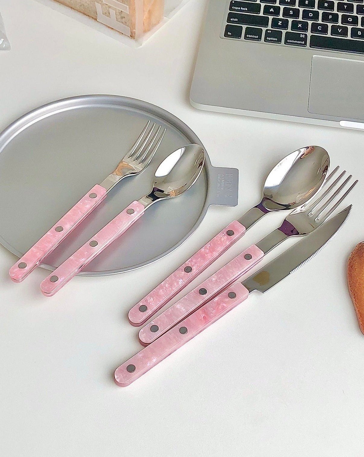 Pink Flatware Set (10 Pieces)