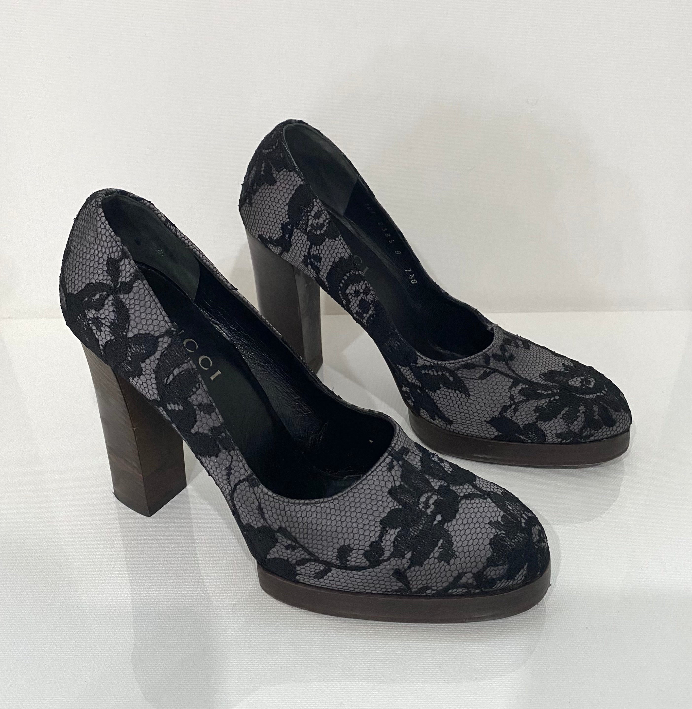 GUCCI ブラック ハイヒール Gucci Black Peep-Toe Pumps - Size 40 ○ Labellov ○ Buy and