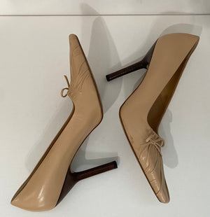 Early 00's Tom Ford Gucci Nude Leather Pointed Toe Heels