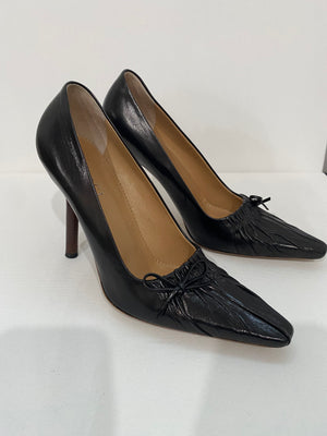 Early 00's Tom Ford Gucci Black Leather Pointed Toe Heels