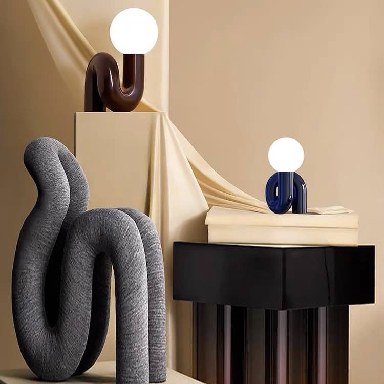 Modern Spiral Bedside Table Lamp (4 Colors)