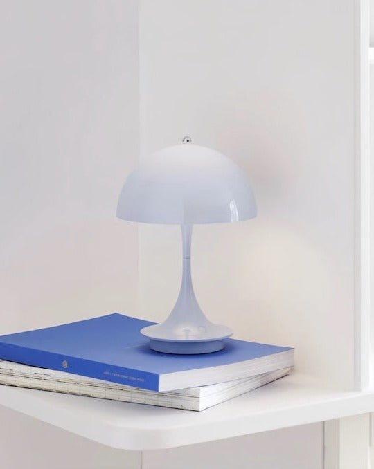 Nordic Style Minimalist Table Lamp (7 Colors)