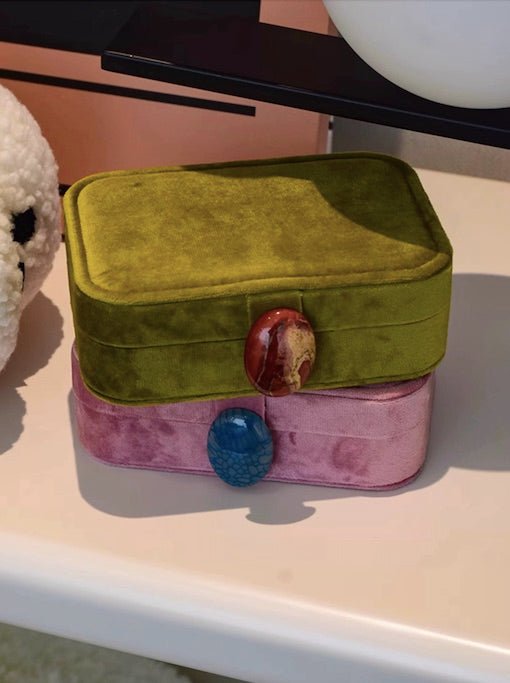 Velvet Jewelry Case (2 Colors)